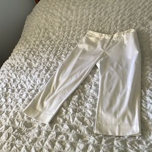 Jones New York White Capris Pants Size 8 Stretch 98% Cotton